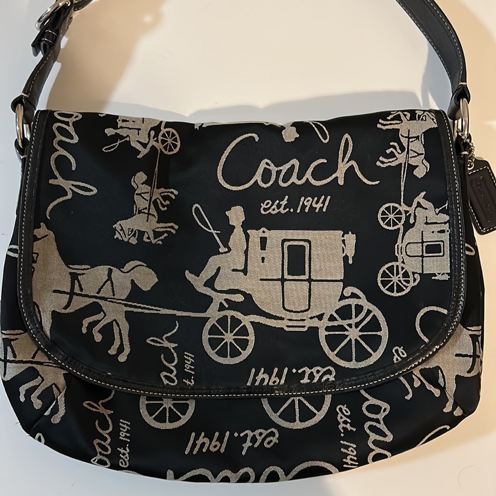 🍂COACH HORSE & CARRIAGE CARGO FLAP SHOULDER BAG